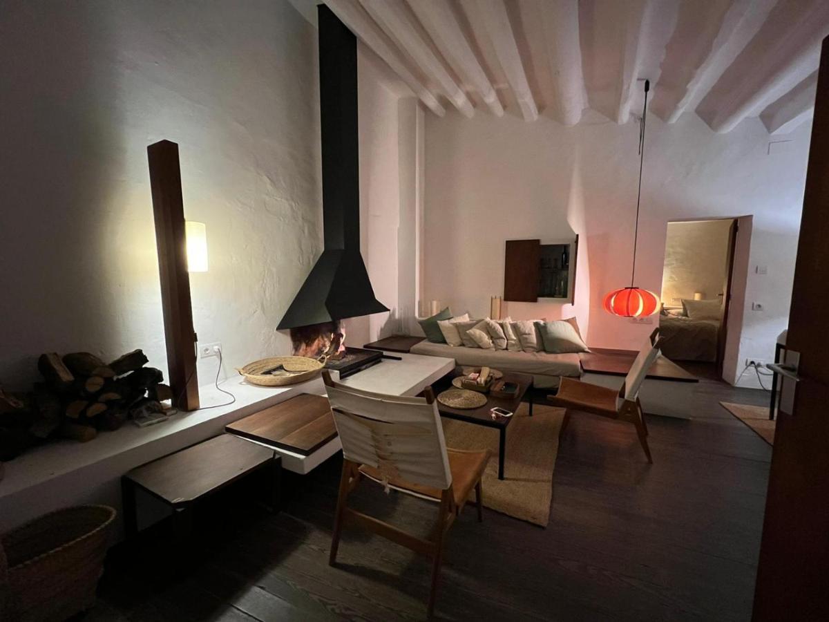 Cozy Townhouse in Cadaqués by Coderch Milá - Villa Kültér fotó