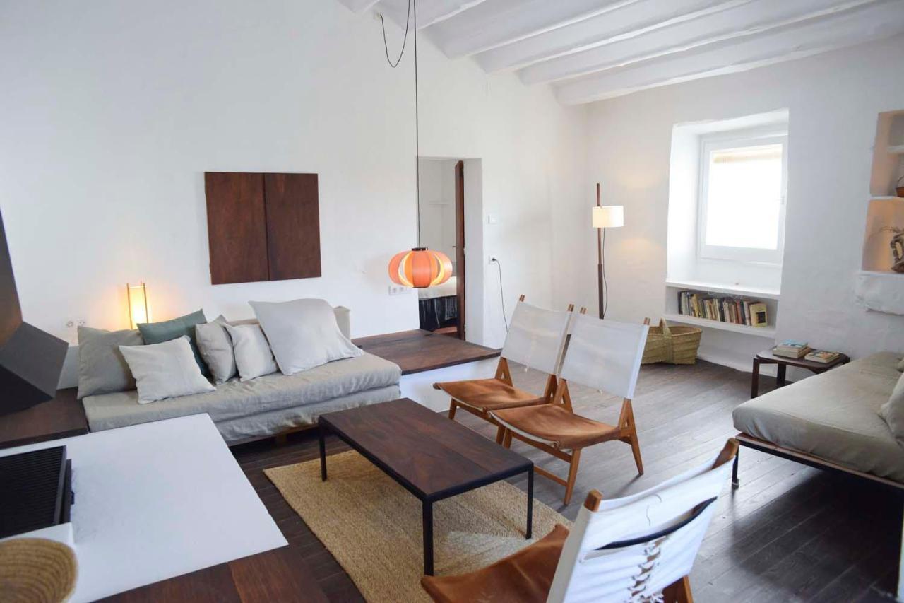 Cozy Townhouse in Cadaqués by Coderch Milá - Villa Kültér fotó