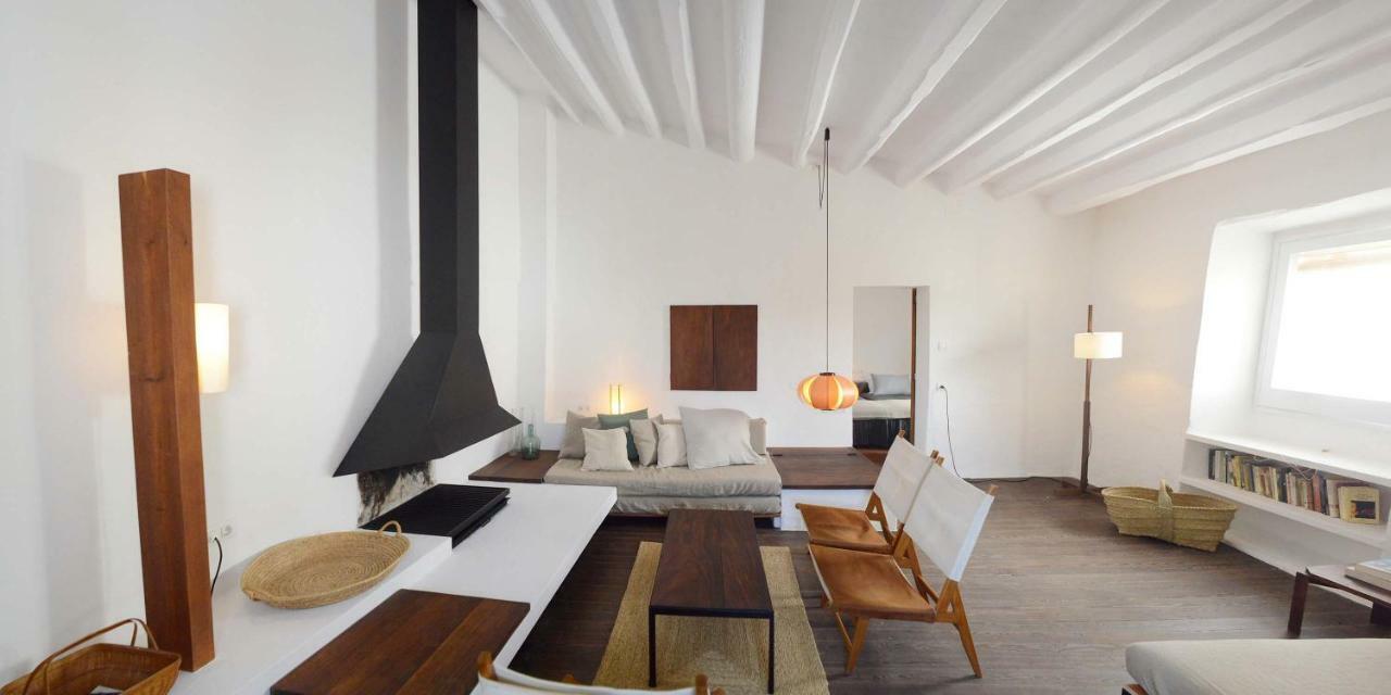 Cozy Townhouse in Cadaqués by Coderch Milá - Villa Kültér fotó